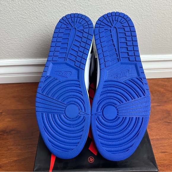 Jordan 1 Retro High Royal Toe Size 11 - Picture 6 of 8